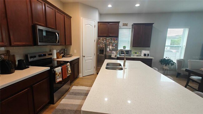 Foto del edificio - 7960 Nemours Pkwy