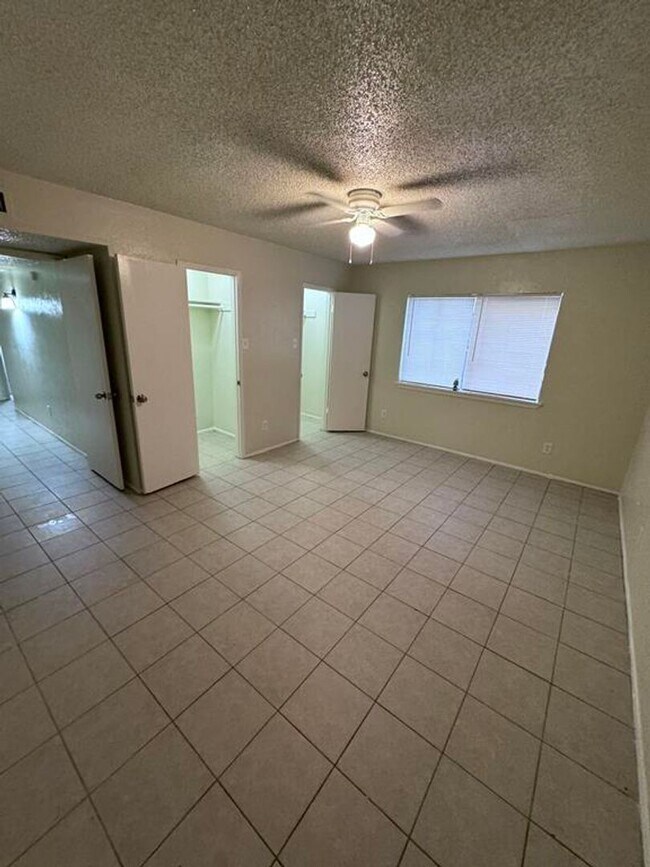 Foto del edificio - Spacious 4 Bedroom Home in Plano