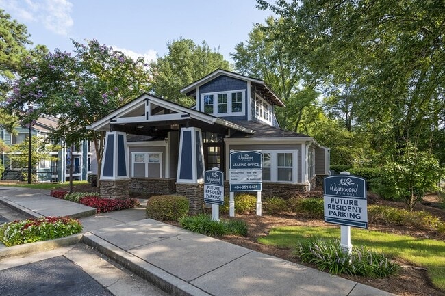 Guided Tours Available -1 & 2 Bedroom Vinings Apartments - Wynnwood Vinings