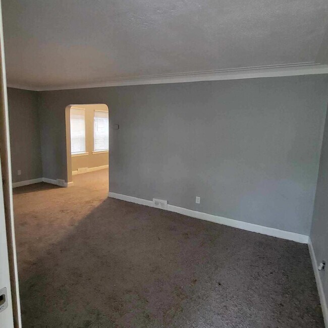 Foto del edificio - 10040 Mansfield St