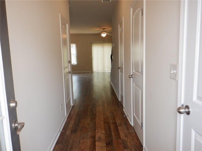 Foto del edificio - 1522 Iris Walk
