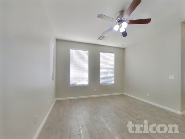 Foto del edificio - 14714 N 176th Ln