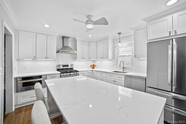 Foto del edificio - 780 Scarsdale Ave