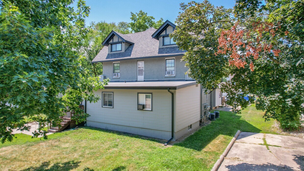 525 Welch Ave, Ames, IA 50014 Apartments in Ames, IA