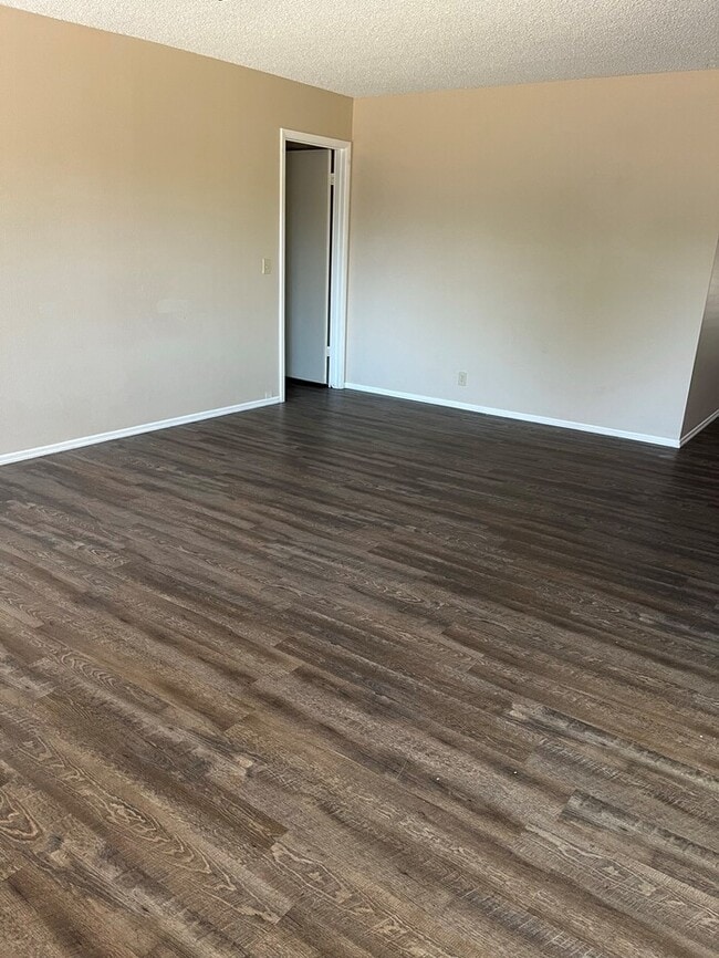 Building Photo - Fabulous two-Bedroom home for rent in Peor...