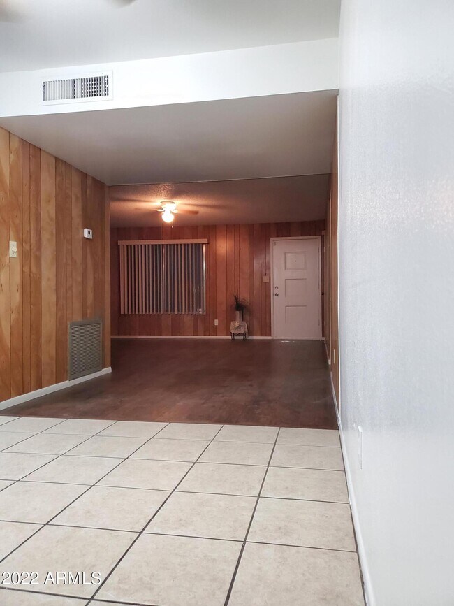 Foto del edificio - 6144 N 30th Ave