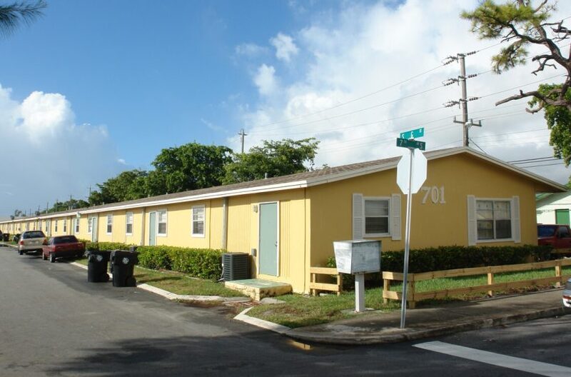 Foto principal - 701 S G St