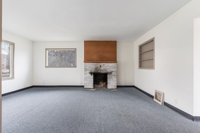 Foto del edificio - 1728 W Indiana Ave