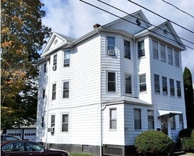 Building Photo - 18 Derby St