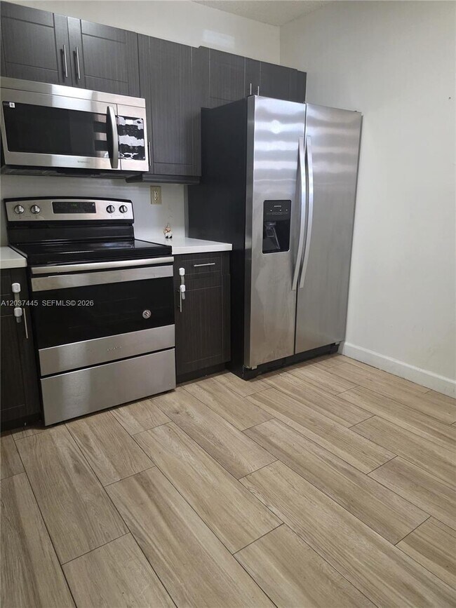Building Photo - 15711 SW 137th Ave