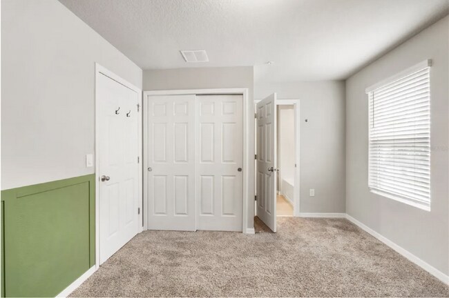 Building Photo - Charming 3-Bed Oasis in Ocoee: Spacious 1574 sq. ft. Townhouse with 2.5 Baths!