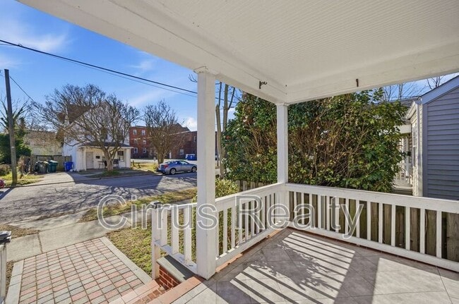 Foto del edificio - 1215 26th St