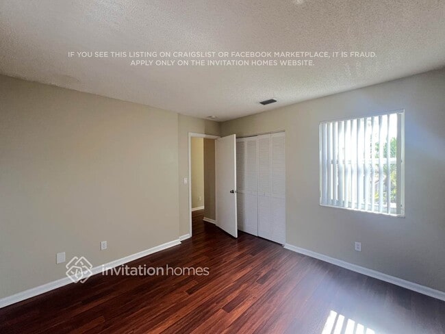 Building Photo - 11228 NW 46th Dr