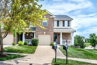 Building Photo - 61 Country Village Ct