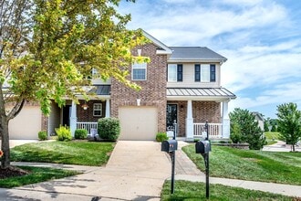 Building Photo - 61 Country Village Ct