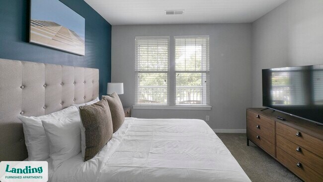 Building Photo - 115 Great Lawn Dr