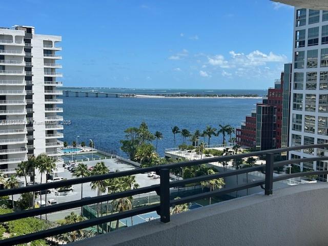 Foto del edificio - 151 SE 15th Rd