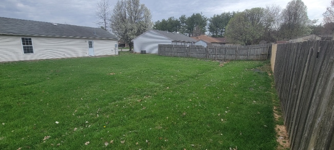 Building Photo - 277 Lakewood Dr