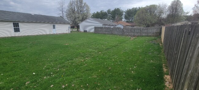 Foto del edificio - 277 Lakewood Dr