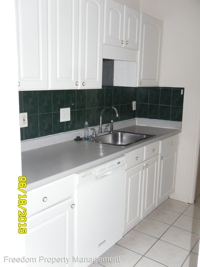 Foto del edificio - 7593 Gales Ct