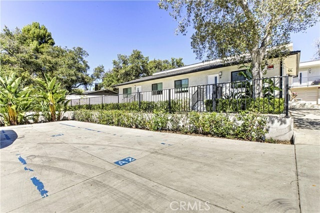 Building Photo - 2641 Hermosa Ave