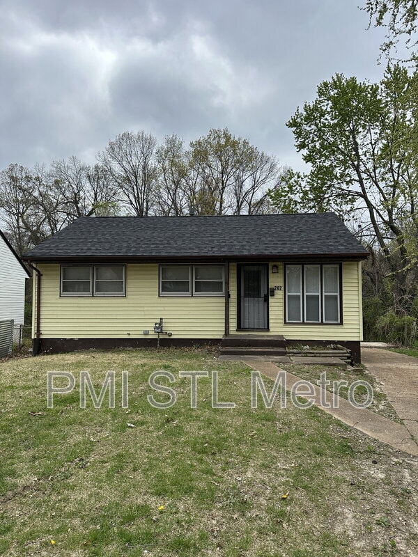 Building Photo - 262 Estridge Rd