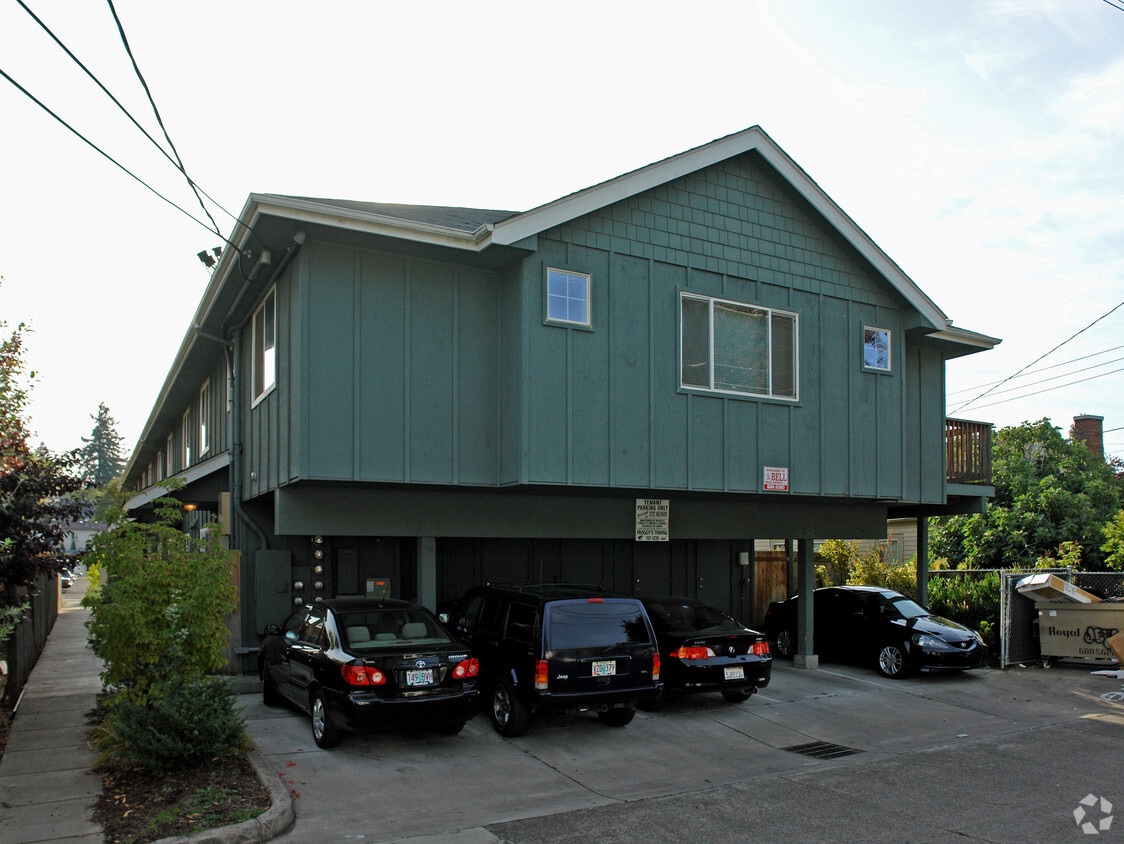 Building Photo - 1772 Hilyard St