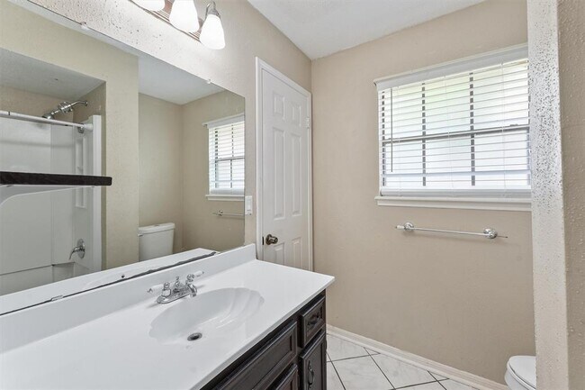 Foto del edificio - 18746 Shannon Glen Ln
