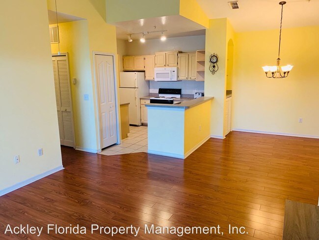 Building Photo - 8910 Legacy Ct