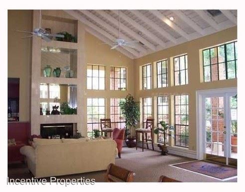 Building Photo - 8630 Mallard Reserve Dr