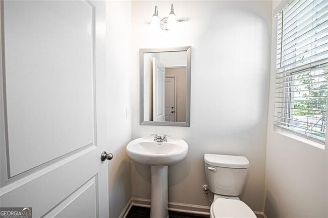 Building Photo - 243 Casteel Ln