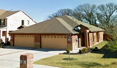 Building Photo - 1432 Ravenwood Dr