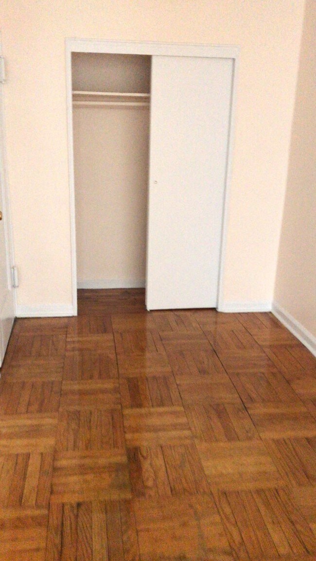 Foto del edificio - 631 Beach 9th St