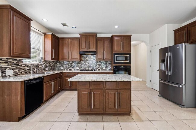 Foto del edificio - 206 Saddle Ridge Dr