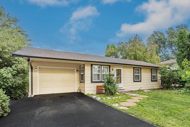 Foto del edificio - 6641 Peach Tree St