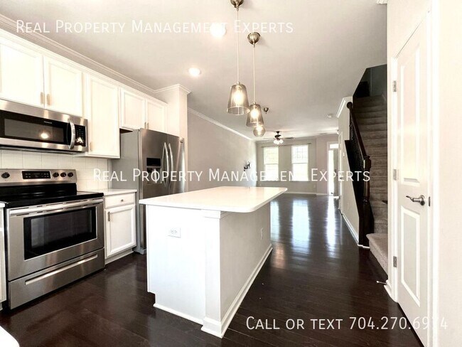 Foto del edificio - 752 River Park Road