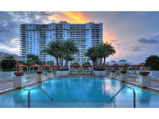 Foto del edificio - 2801 NE 183rd St