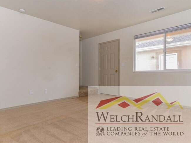 Foto del edificio - Charming 2 Bed 1.5 Bath Townhome in Harris...