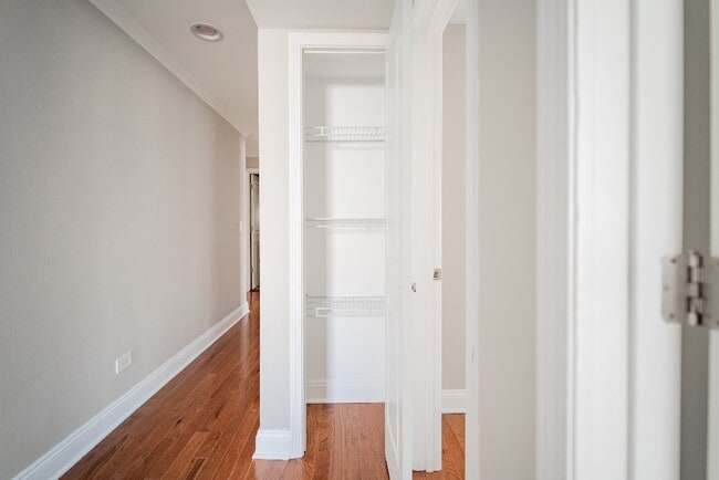 Foto del edificio - 515 Sheridan Rd