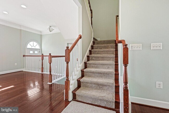 Building Photo - 6244 Summit Point Ct