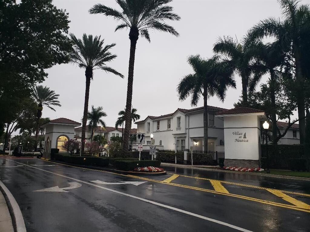 Foto principal - 15637 SW 41st St