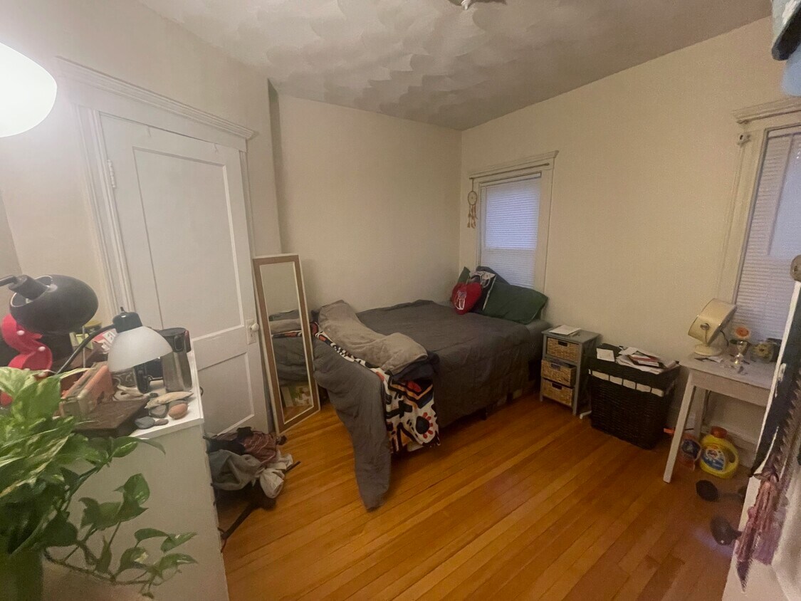 Primary Photo - 10 Pinkham Rd