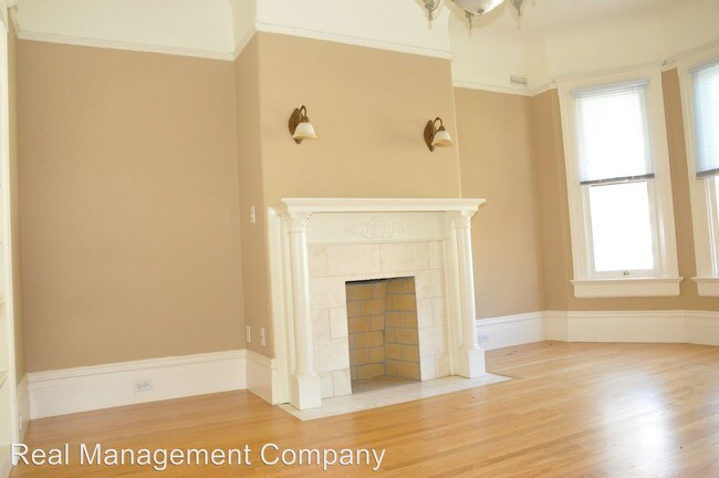 Building Photo - 1527 Sanchez St