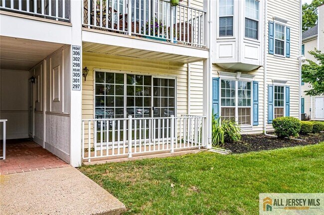 Building Photo - 298 Wimbeldon Ct