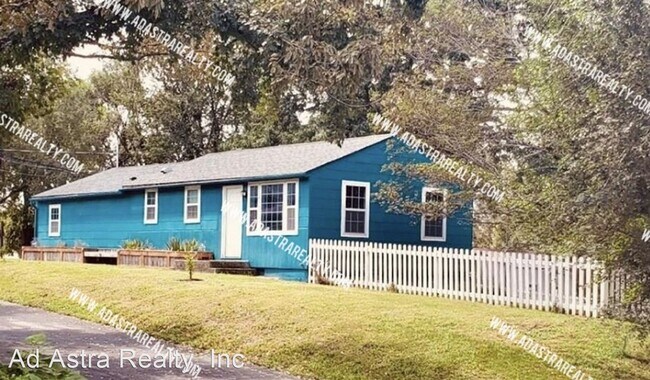 Building Photo - 2 br, 1 bath House - 4 S 5th St