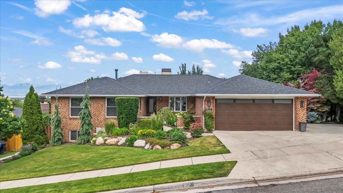 Foto principal - 8022 Deer Creek Rd