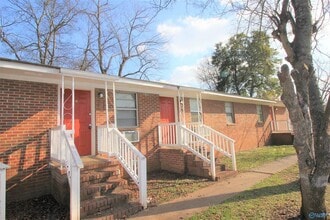 Building Photo - 4100 Broyles Ave SW