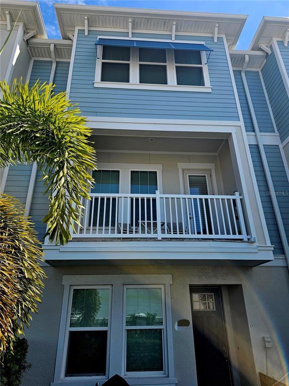 Primary Photo - 845 Burlington Ave N