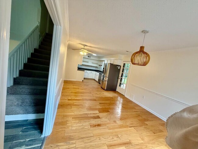 Foto del edificio - 9161 Gainsborough Dr