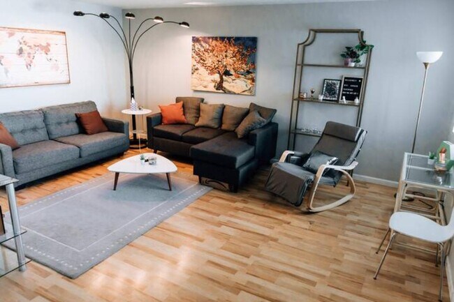 Foto del edificio - 1702 W Tuckey Ln